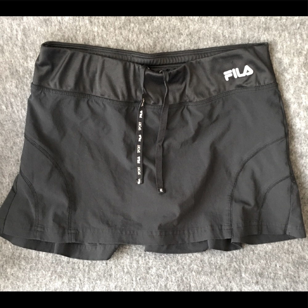 🟦Fila Sports Black Skirt/Shorts Size Small
